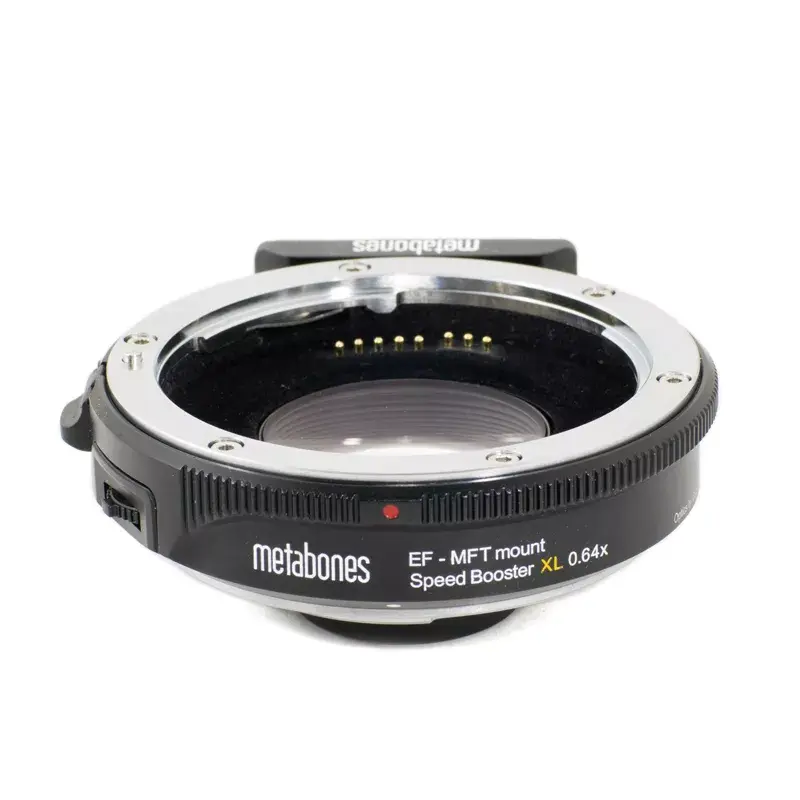 Adaptador de objetivo Metabones MB_SPEF-M43-BT3