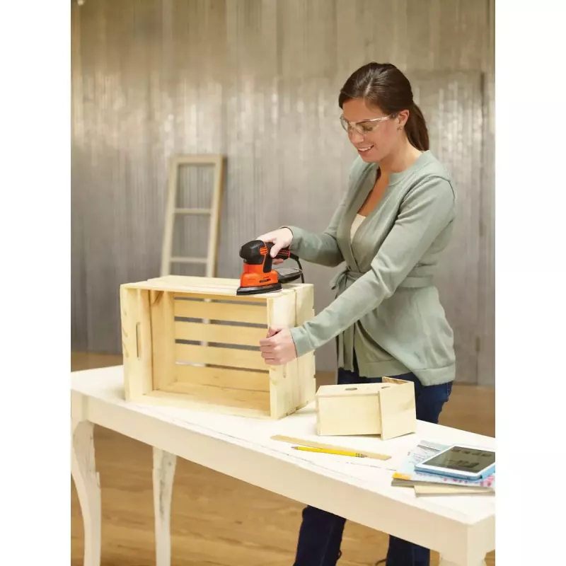 Lijadora orbital portátil Black & Decker KA2000-QS