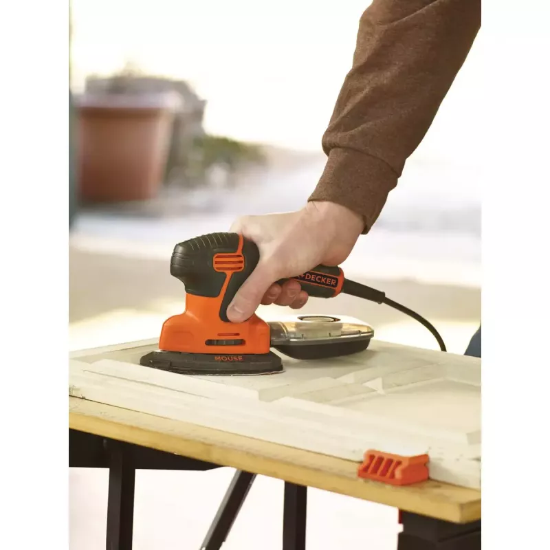 Lijadora orbital portátil Black & Decker KA2000-QS