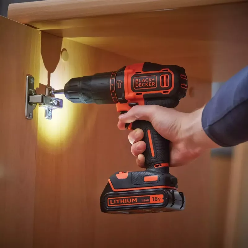 Atornillador taladrador Black & Decker BDCHD18K-QW 1400 min⁻¹, 1,5 Ah, negro, naranja
