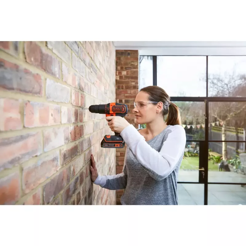 Atornillador taladrador Black & Decker BDCHD18K-QW 1400 min⁻¹, 1,5 Ah, negro, naranja