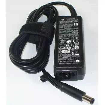 Fuente de alimentación HP 45W USB-C L42206-001 compacta y ligera para portátiles y dispositivos compatibles