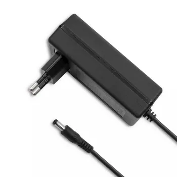 Fuente de alimentación Qoltec 50779 interior 20 W negro