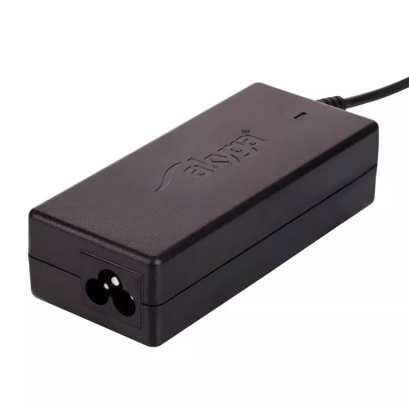 Fuente de alimentación Akyga AK-ND-85 12 V 90 W, 7,5 A, 5,5 x 2,5 mm, para LED / mini-PC, 1,2 m