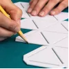 Plantilla de siluetas Fiskars 1059566 blanca de plástico para adultos y niños