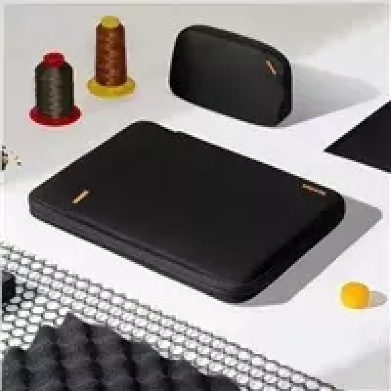 Kit de funda Tomtoc TOM-A13-C12D para MacBook Pro/Air de 13