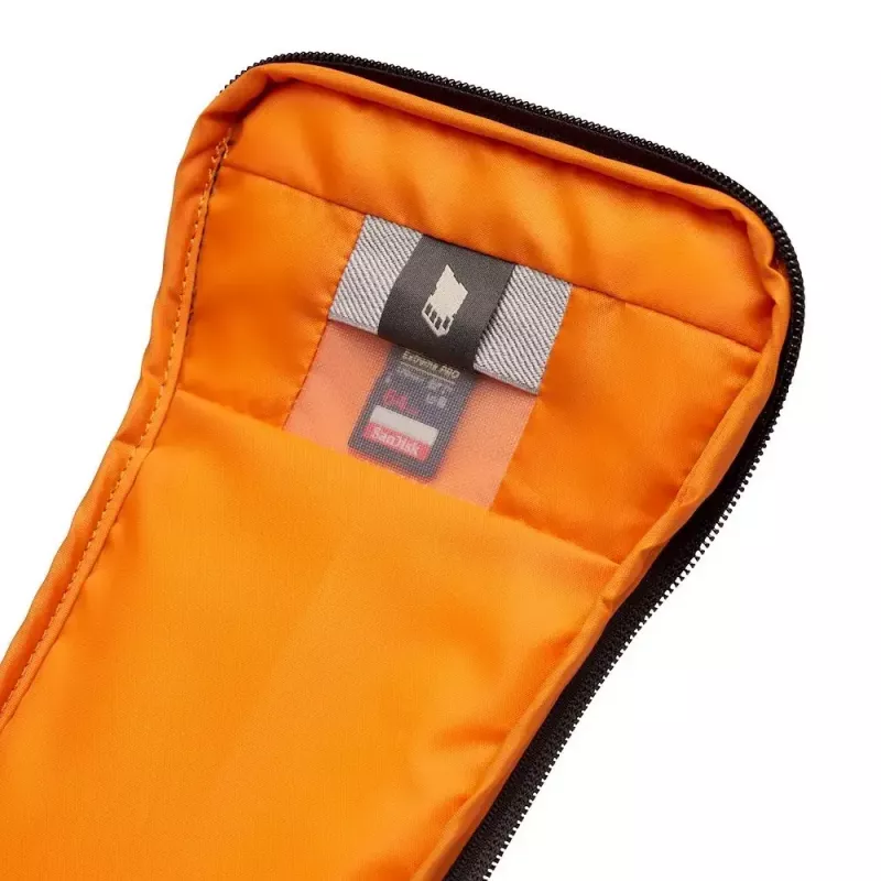 Estuche compacto Lowepro GearUp Creator Box M II Negro Gris