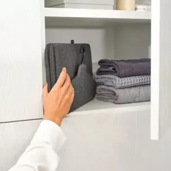 Tabla de planchar a vapor BRABANTIA Tabla de vapor plegable 40 x 85 cm Negro Apta para planchas de vapor Peso 100 g