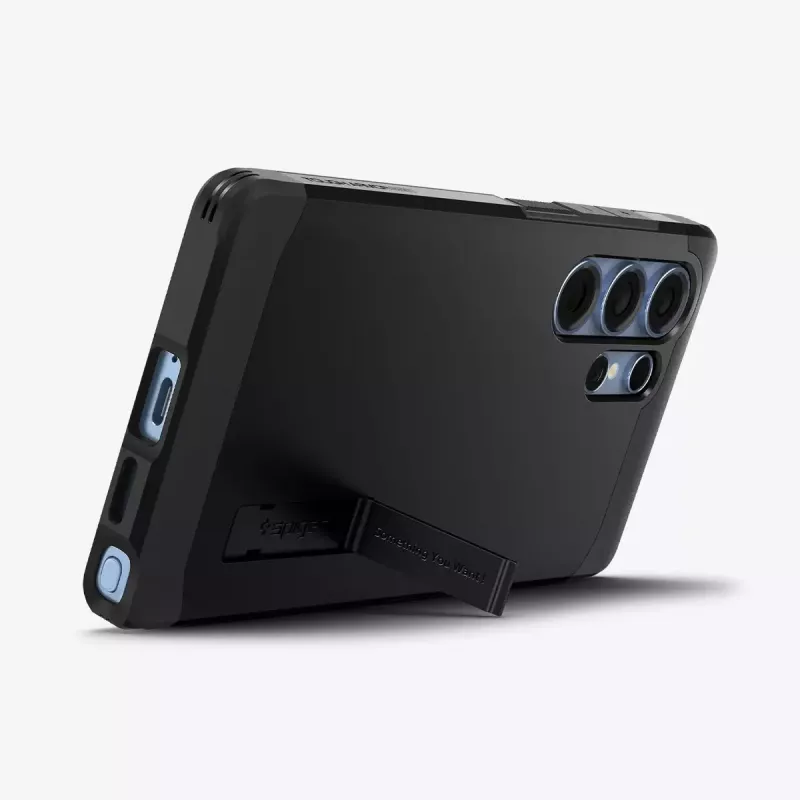 Funda Spigen Galaxy S25 Ultra Tough Armor AI negra con soporte de sobremesa