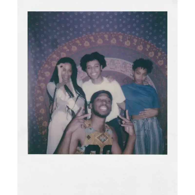Cámara instantánea POLAROID Now Gen 3 Coral 9156 – cámara instantánea analógica, color Coral