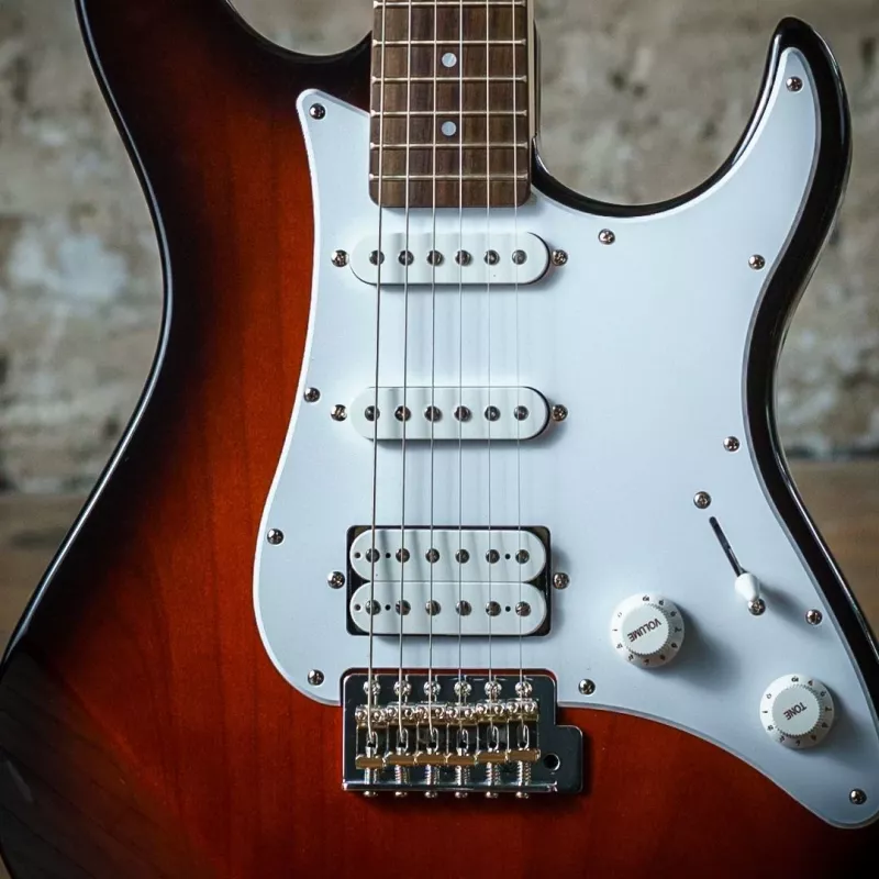 Yamaha Pacifica 112J BL MKII - guitarra eléctrica