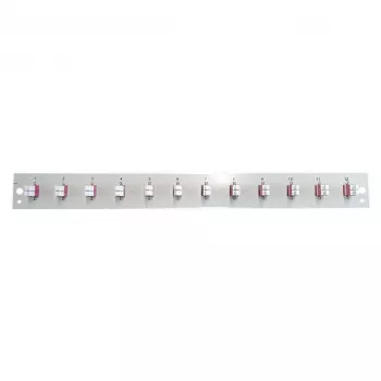 Placa frontal de fibra óptica EFB Elektronik SB-FP-S-12SC-S-OM4 — 12× acopladores LC dúplex, OM4, negra