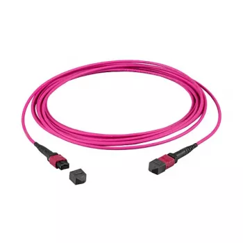 EFB Cable de conexión MTP(F)-MTP(F) OM4 12 fibras Tipo B LSZH Violeta brezo 0,5 m