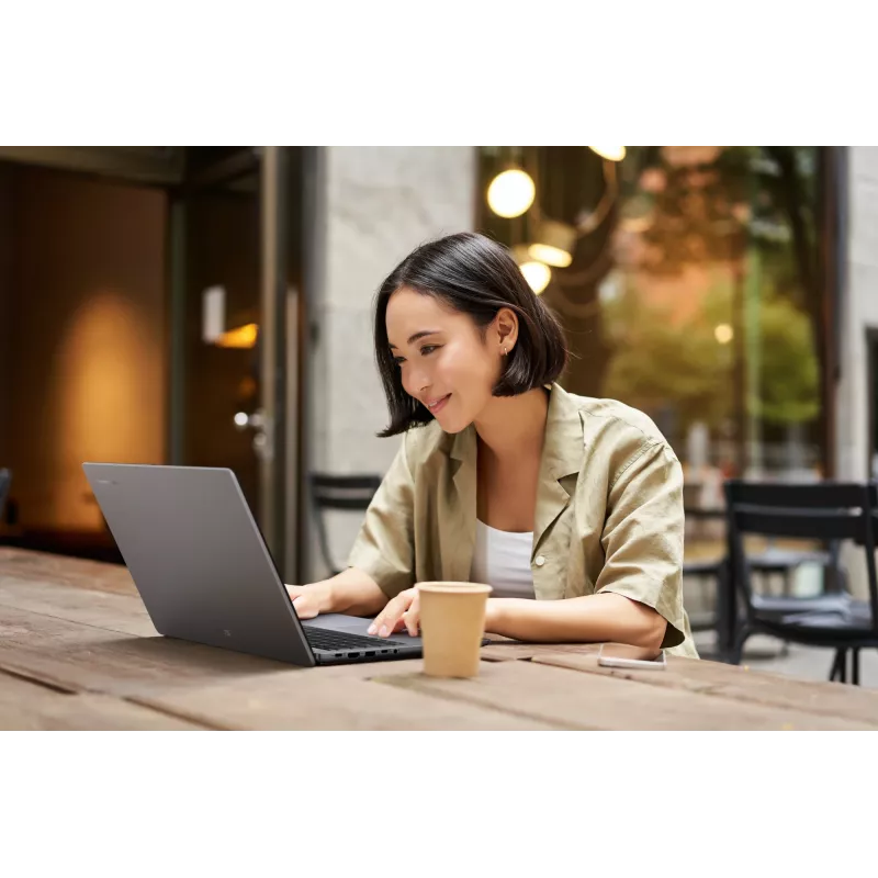 ASUS Chromebook CB1505CTA-S70197-CBE Intel® N N150 39,6 cm (15,6 inch) Full HD 8 GB LPDDR5-SDRAM 64 GB eMMC Wi-Fi 6 (802.11ax) ChromeOS US International Gris