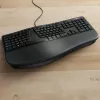 Incase Designed by Microsoft Teclado ergonómico Office USB QWERTY Negro