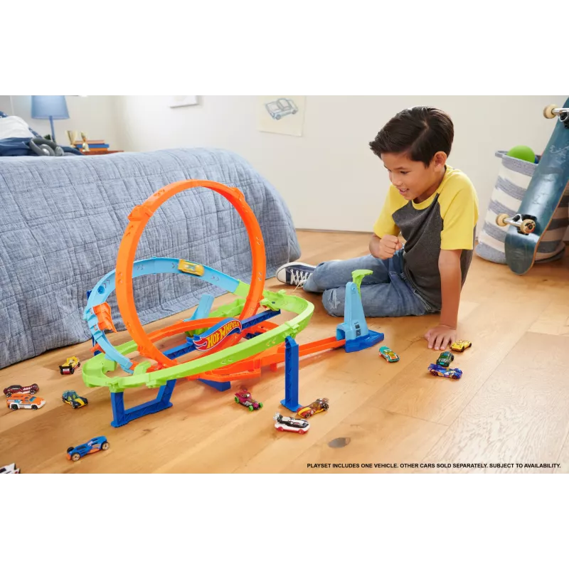 Hot Wheels Action Loop Cyclone Challenge Pista con coche de juguete a escala 1:64, fácil almacenamiento