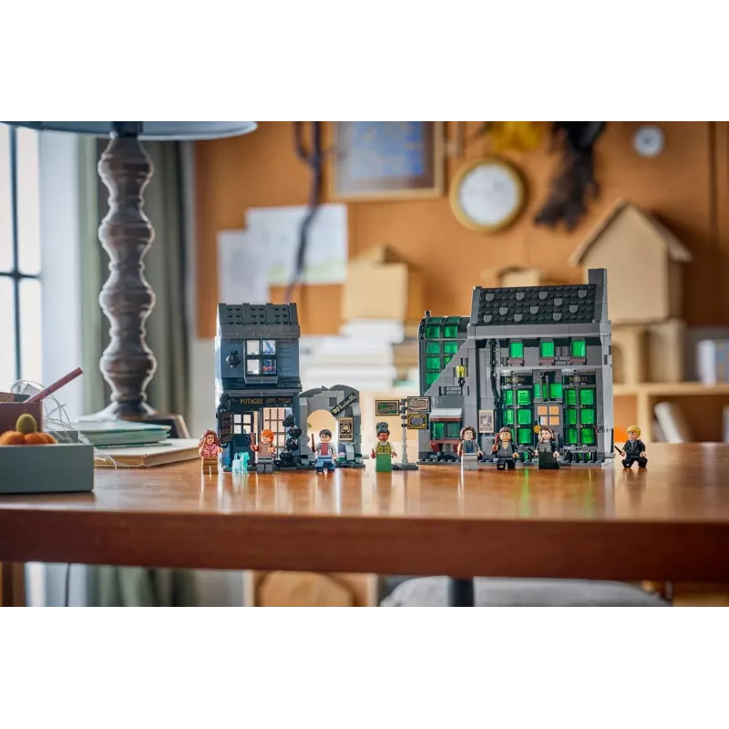 LEGO Harry Potter 76471 Tiendas de magia del Callejón Knockturn (788 piezas)