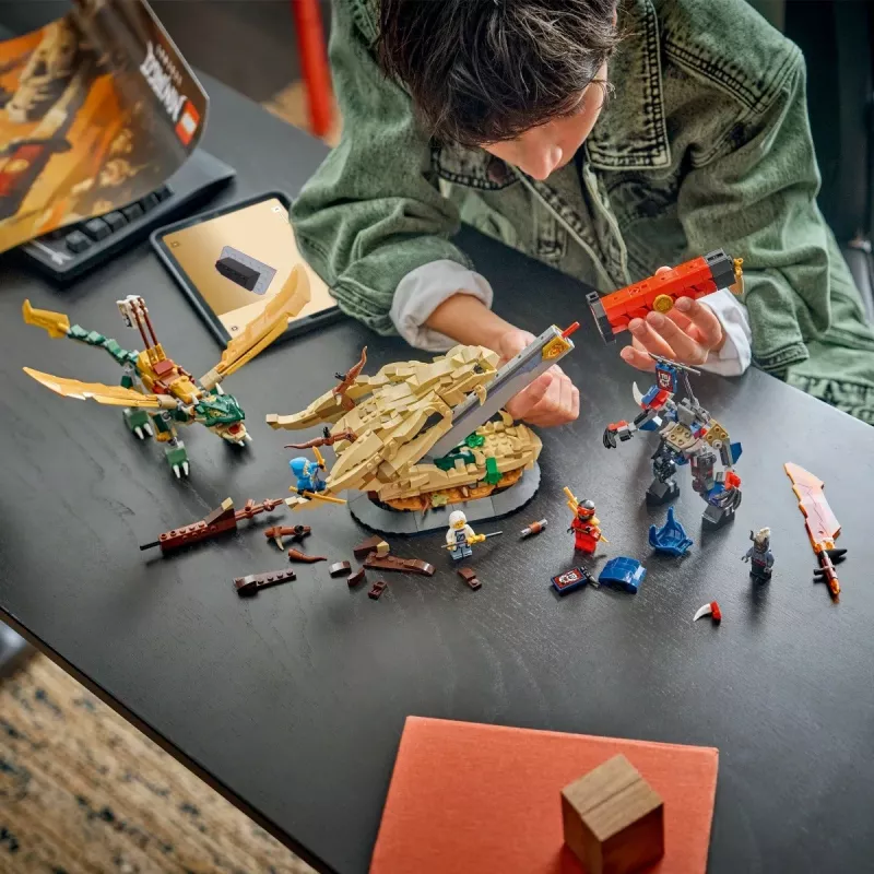 LEGO NINJAGO 71871 Batalla en la hoja del dragón (1016 piezas)