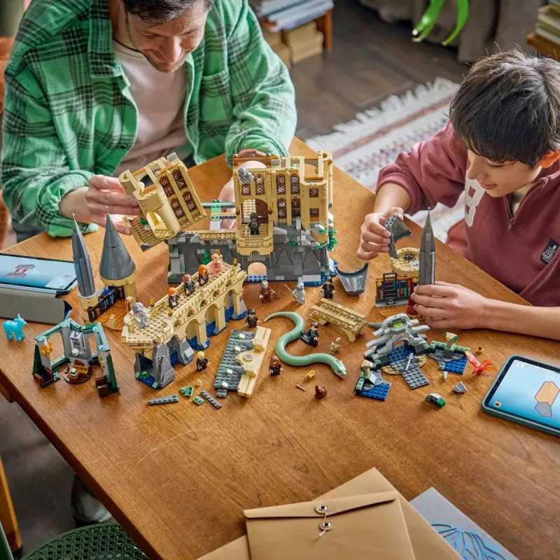 LEGO Harry Potter 76473 Castillo de Hogwarts: Ala Este (2164 piezas)