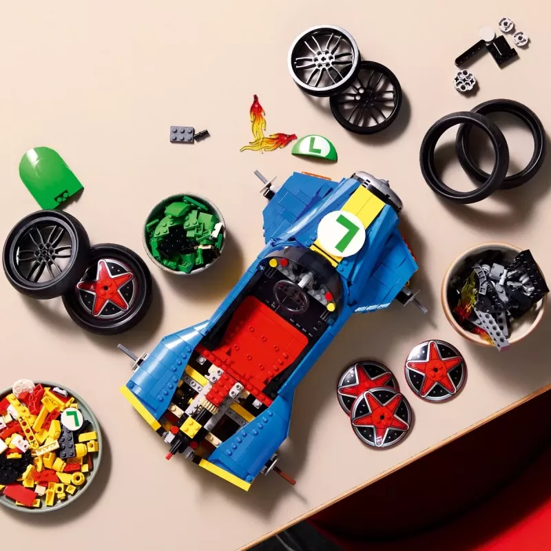 LEGO Super Mario 72050 Mario Kart - Luigi y Mach 8 (2234 piezas)