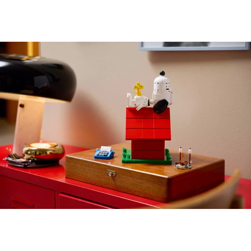 LEGO Ideas 21368 Peanuts caseta de Snoopy set de construcción de 1327 piezas