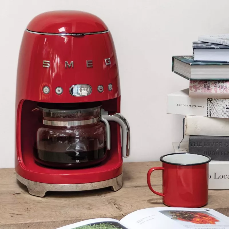 Smeg DCF02RDEU Cafetera de filtro 50's Style 10 tazas 1,4 l Roja