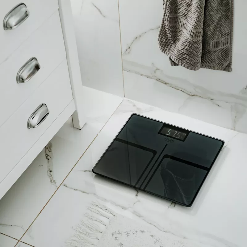 Adler AD 8194s Báscula de baño digital, blanca, estampado de rayas, capacidad 180 kg
