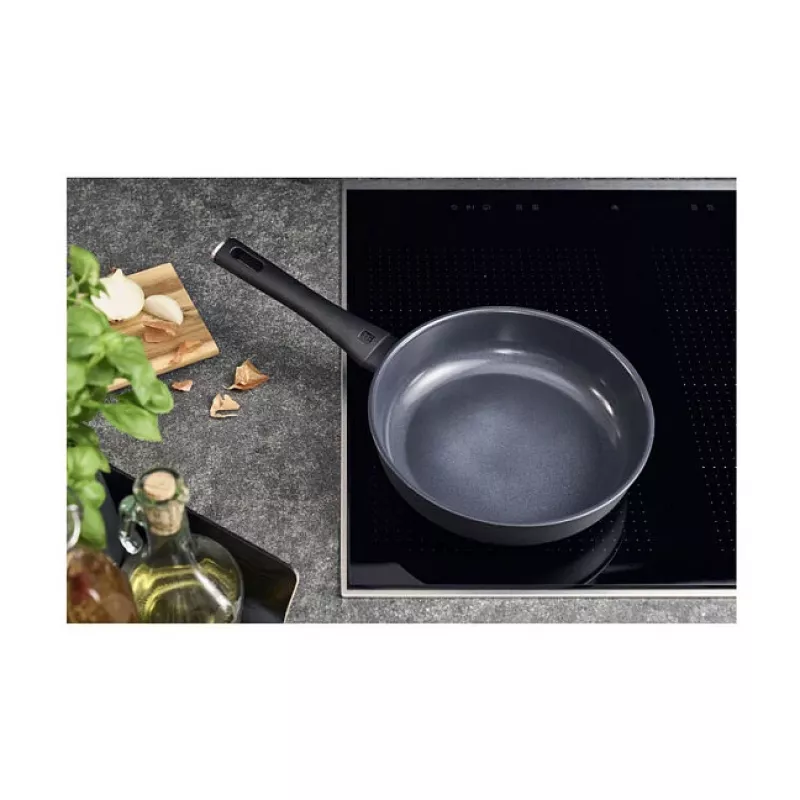 ZWILLING Madura Plus Sartén sautier 28 cm, Negro, aluminio forjado, revestimiento antiadherente Duraslide Ultra, apta para inducción