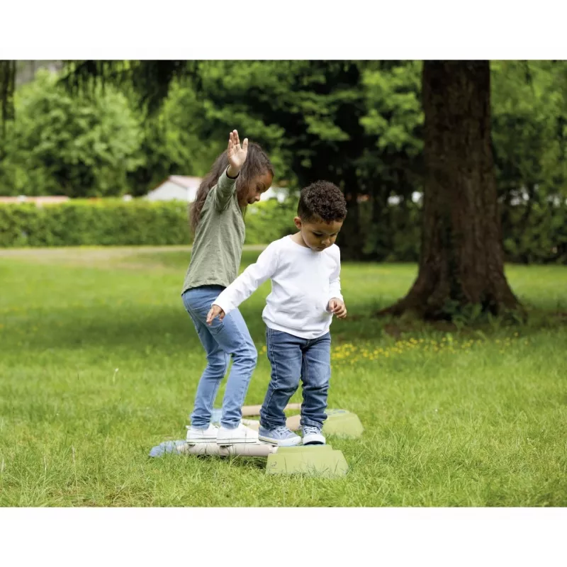 Smoby Life Set de viga de equilibrio para niños - Circuito de equilibrio modular de 10 piezas con piedras, interior/exterior, a partir de 2 años