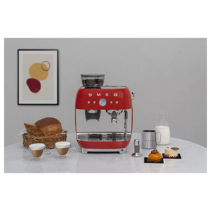 Smeg 50's Style cafetera superautomática EGF03RDEU roja