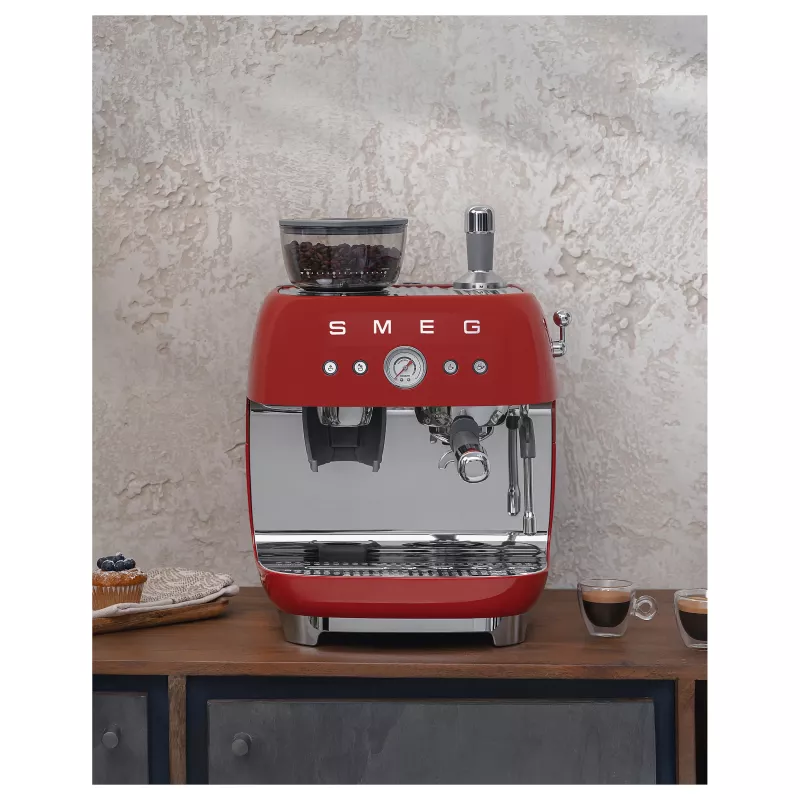 Smeg 50's Style cafetera superautomática EGF03RDEU roja
