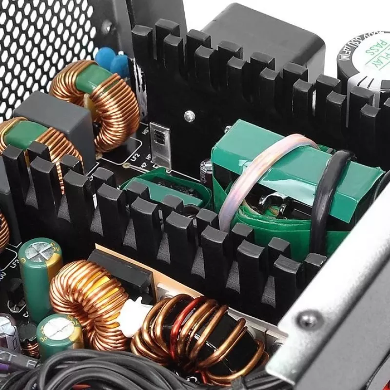 Thermaltake Smart DPS G 600W 80+ Bronze Fuente de alimentación semimodular