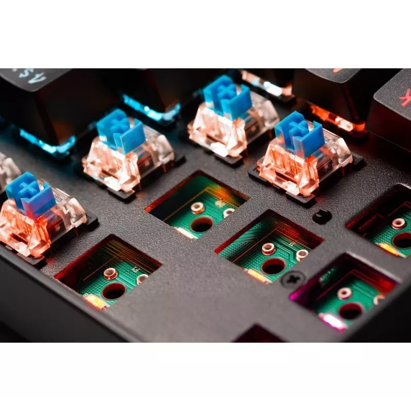Defender Mirax GK-352 teclado gaming mecánico, switches Outemu Blue, iluminación RGB, con cable USB, Negro