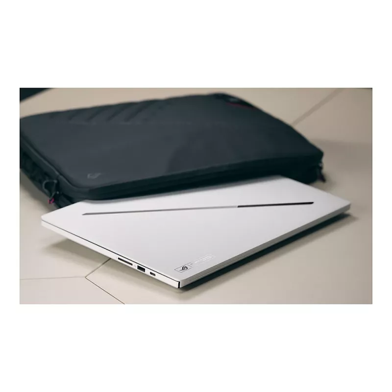ASUS ROG Zephyrus G16 GU606AP-TB039W portátil gaming, Intel Core Ultra 9 386H hasta 4,9 GHz, GeForce RTX 5070, 32 GB RAM, SSD de 1 TB, Windows 11 Home, teclado alemán
