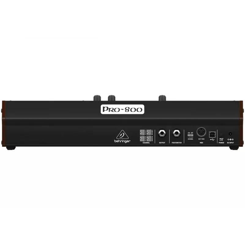 Sintetizador analógico Behringer PRO-800 – módulo de sobremesa de 8 voces con 16 VCO, arpegiador y Poly Chain