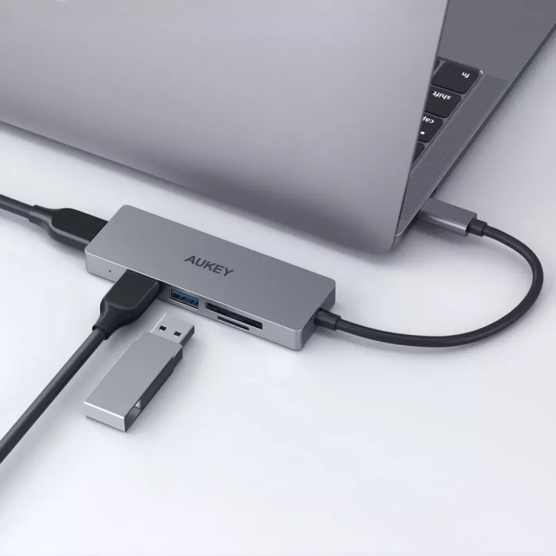 AUKEY CB-C63 hub USB-C ultra slim 4 en 1 aluminio gris espacial