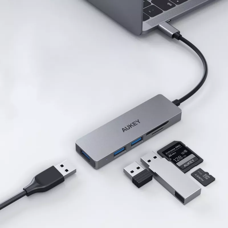 AUKEY CB-C63 hub USB-C ultra slim 4 en 1 aluminio gris espacial