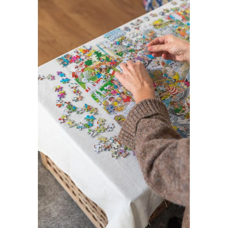 JUMBO SPIELE Jan van Haasteren The Locks Puzzle de 1000 piezas