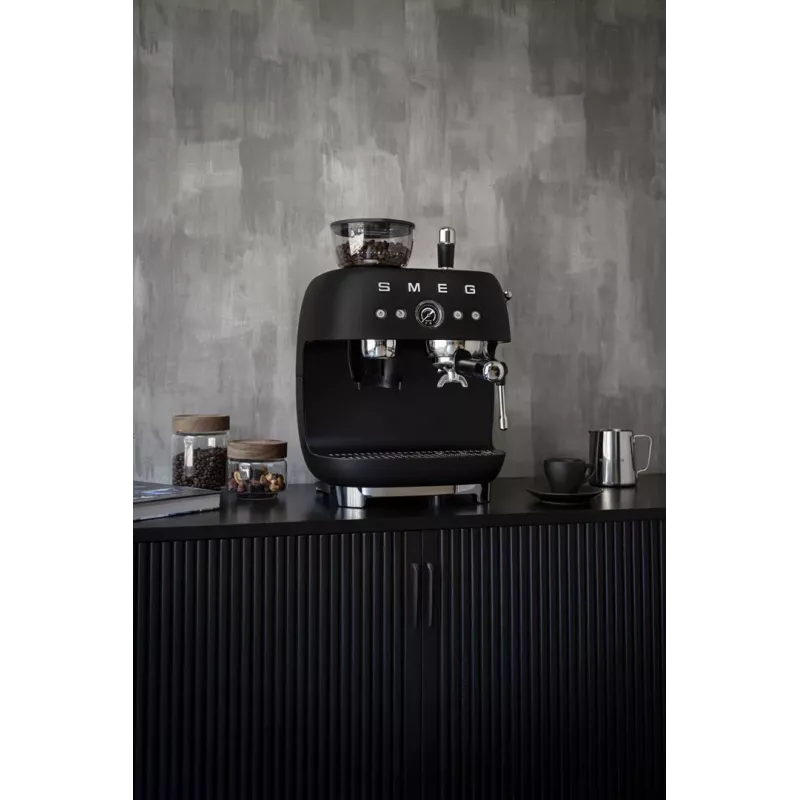 Smeg EGF03BLMEU cafetera espresso con molinillo, 1650 W, negra