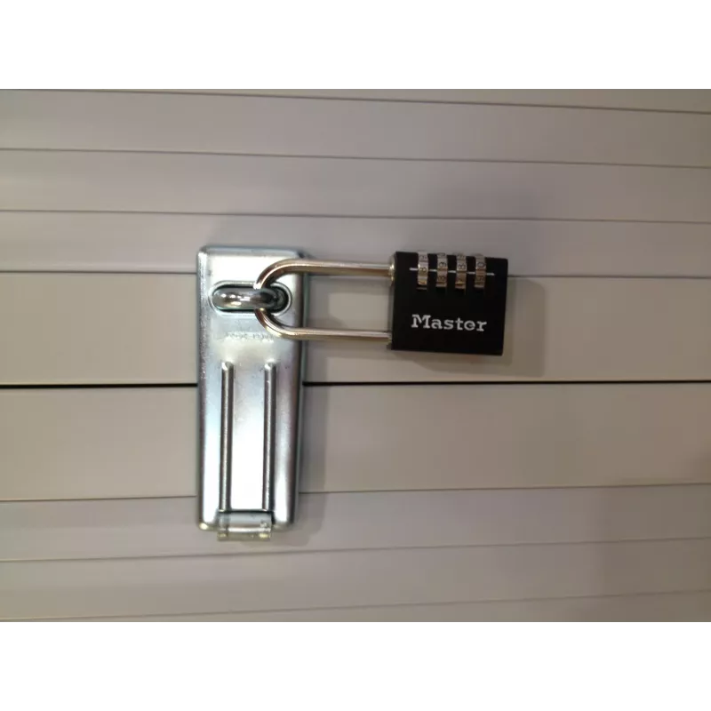 Candado de combinación Master Lock 7640EURDBLK 40mm ancho de arco, arco de acero endurecido, 4 dígitos reajustable, plata/gris