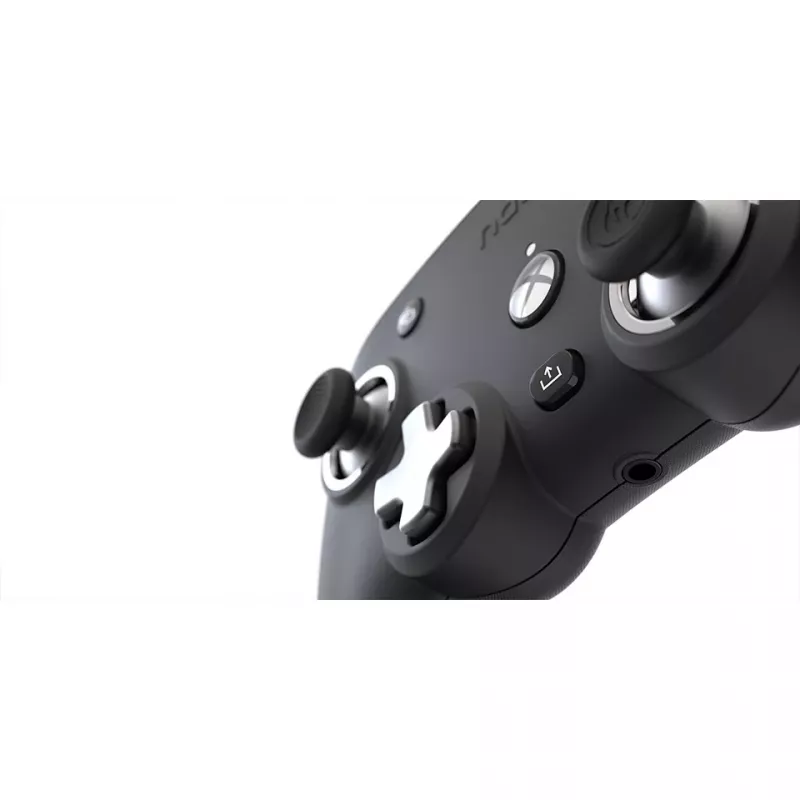 Nacon Compact Pro Mando con cable para Xbox Series X|S, Xbox One y PC - Blanco