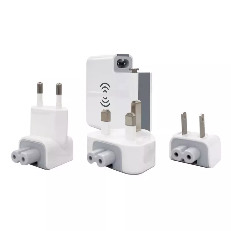Evelatus Adaptador de viaje con cargador inalámbrico EWC06 Blanco