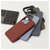 Funda de silicona Premium Soft Touch Evelatus para Apple iPhone 15 Plus negra