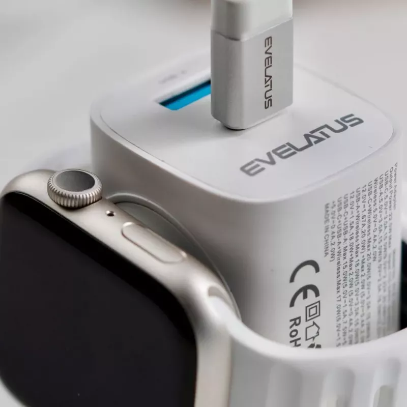 Evelatus Cargador 2 en 1 de 20W máx. USB-C+USB-A:15W máx. USB-C+USB-A+inalámbrico:15W+2W 17W máx. blanco