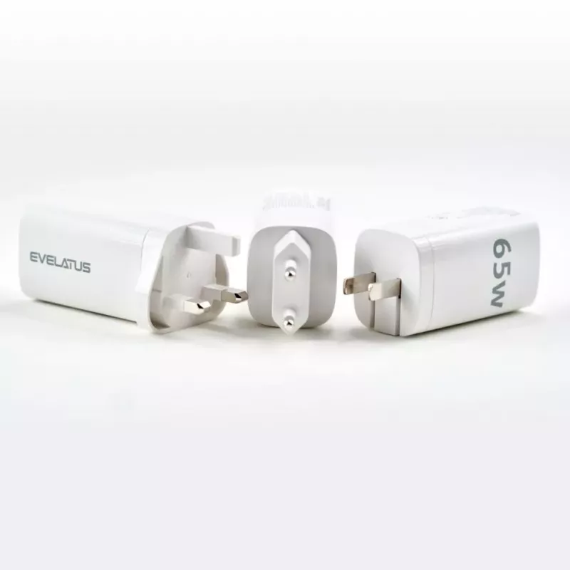 Evelatus Cargador rápido de 65W máx. UK USB-C1/USB-C1/USB-A blanco
