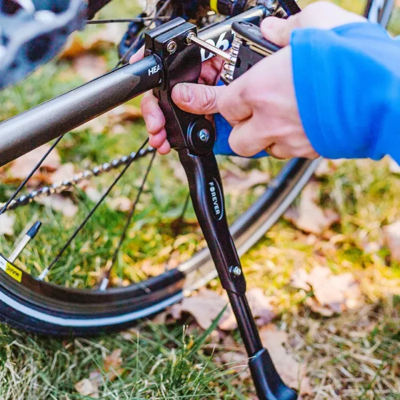 Forever Outdoor Bikes caballete para bicicleta - caballete lateral de aleación de aluminio para bicicletas de 24-29 pulgadas, negro