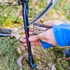 Forever Outdoor Bikes caballete para bicicleta - caballete lateral de aleación de aluminio para bicicletas de 24-29 pulgadas, negro