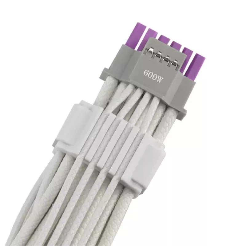 Cable de alimentación para GPU ASUS ROG EQUALIZER White Edition - 16 pines 12VHPWR a 3x8 pines PCIe - 700mm blanco