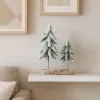 LEAN Composición de árbol de Navidad decoración sobre tronco cubierto de nieve 34 x 28 cm