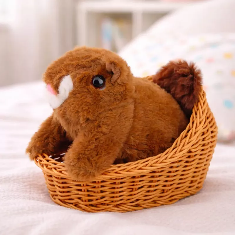LEAN TOYS ardilla de peluche interactiva en cesta, camina y hace sonidos, marrón